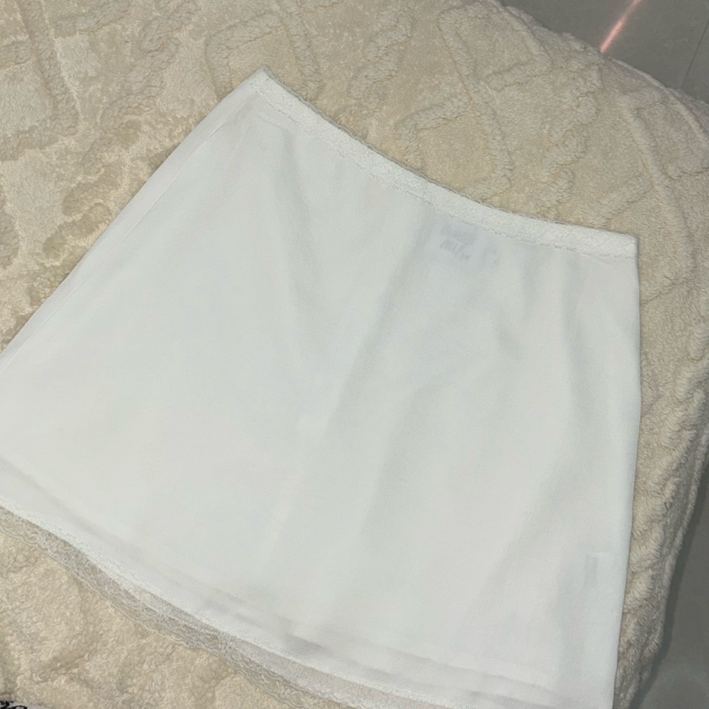 White Lace Trim Mini Skirt